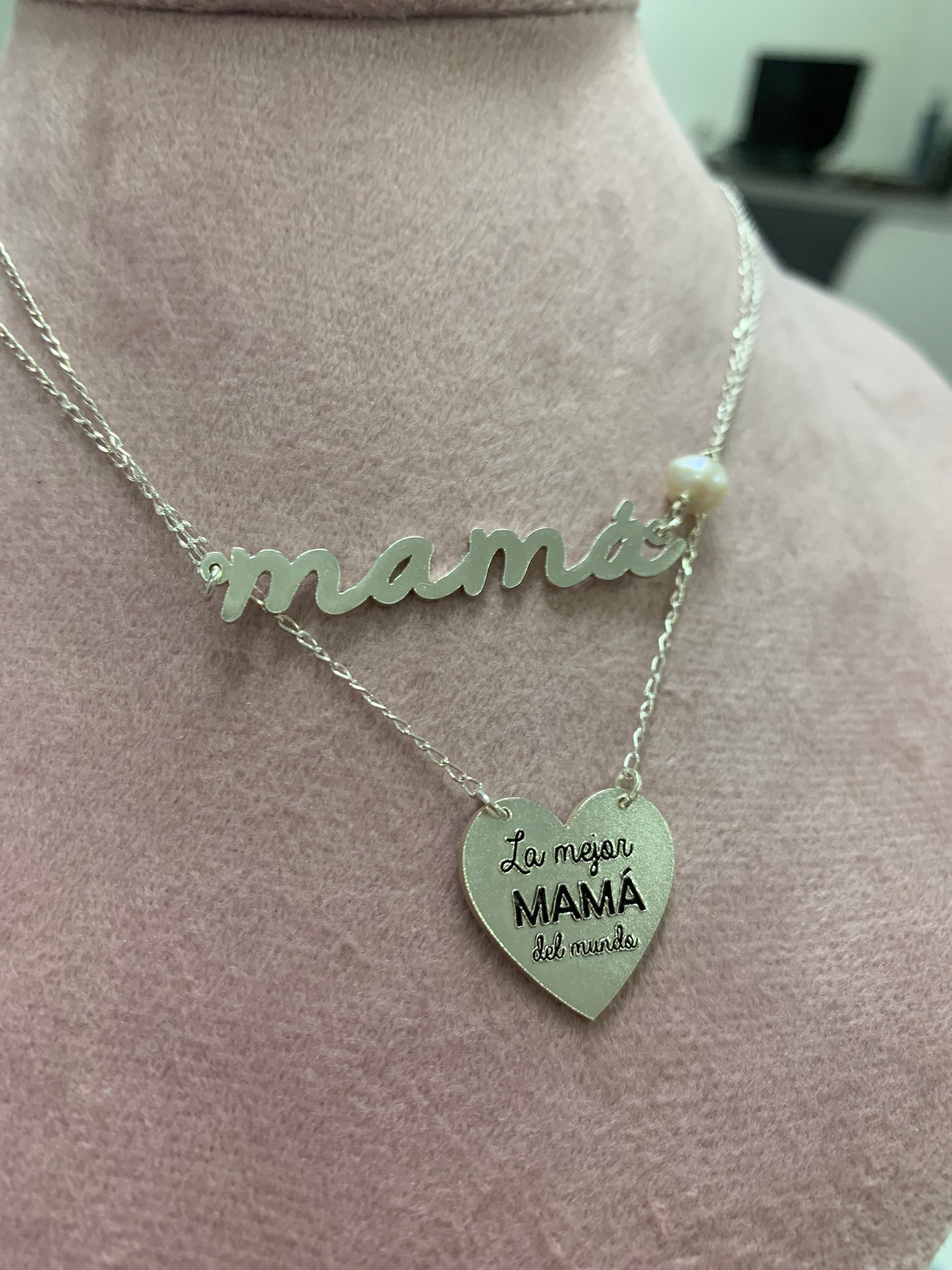 Mamá